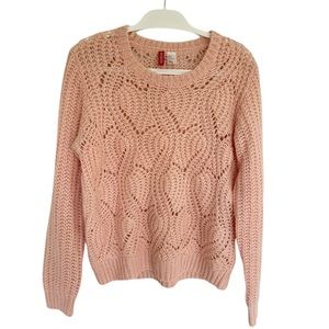 H&M Divided Sweater. Size: M